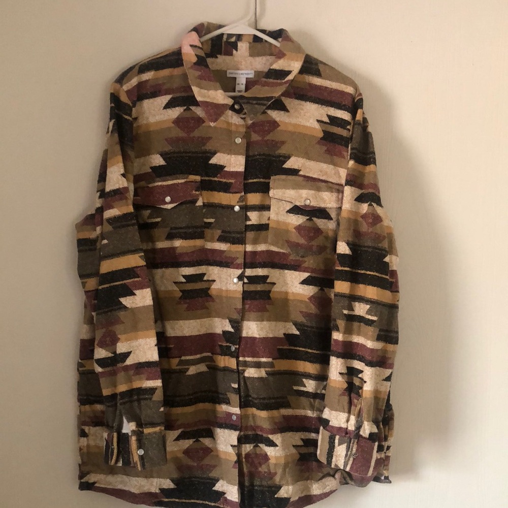 Canyon retreat fall Aztec Geometric Patterned Button-Up shacket flannel Shirt - Picture 3 of 15